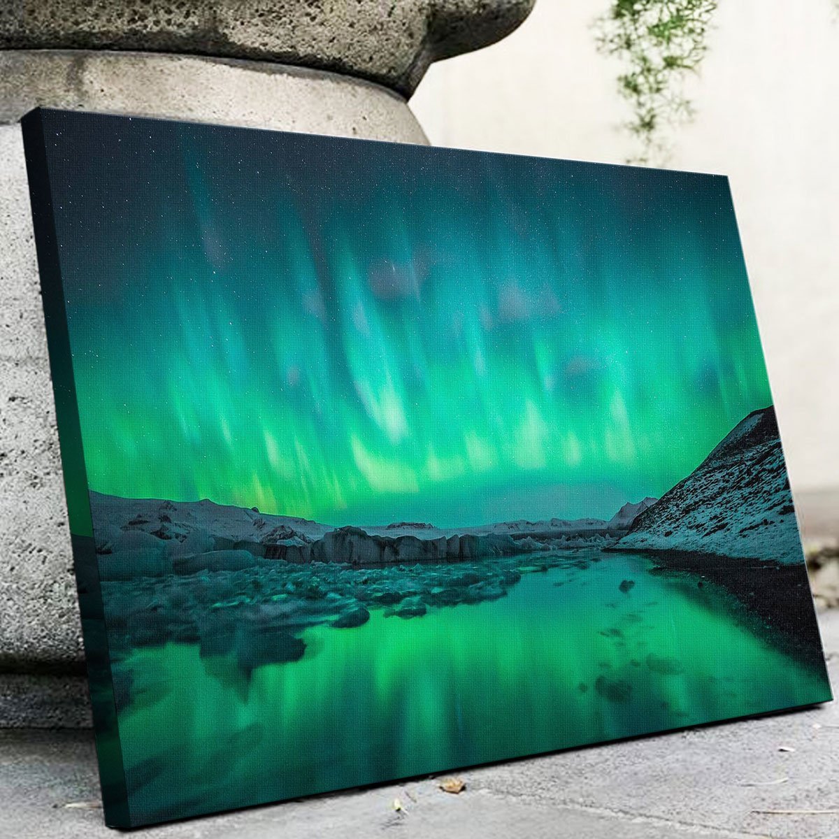 Stunning Northern Lights Wall Art for Striking Home Decor