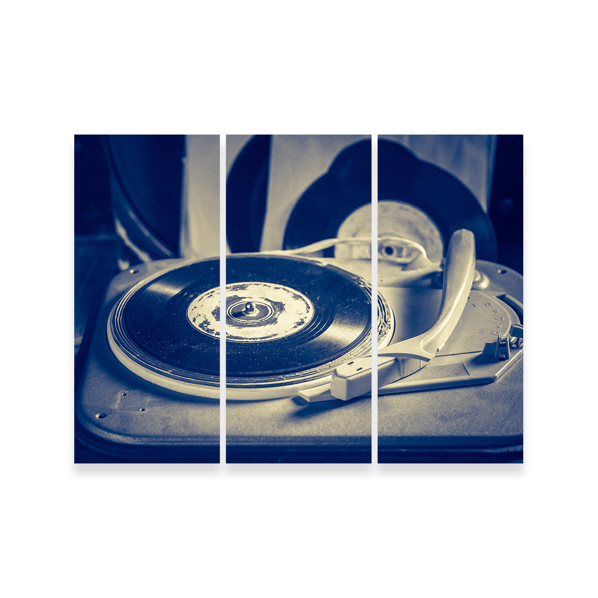 Vintage Old Record Player - A Timeless Audio Treasure