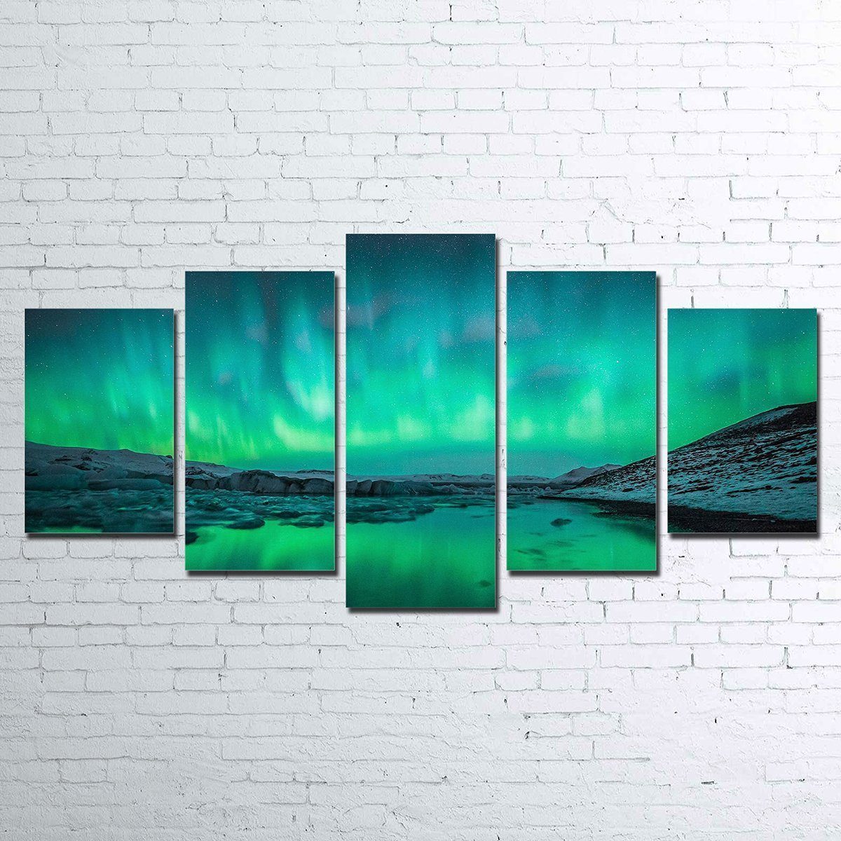 Stunning Northern Lights Wall Art for Striking Home Decor