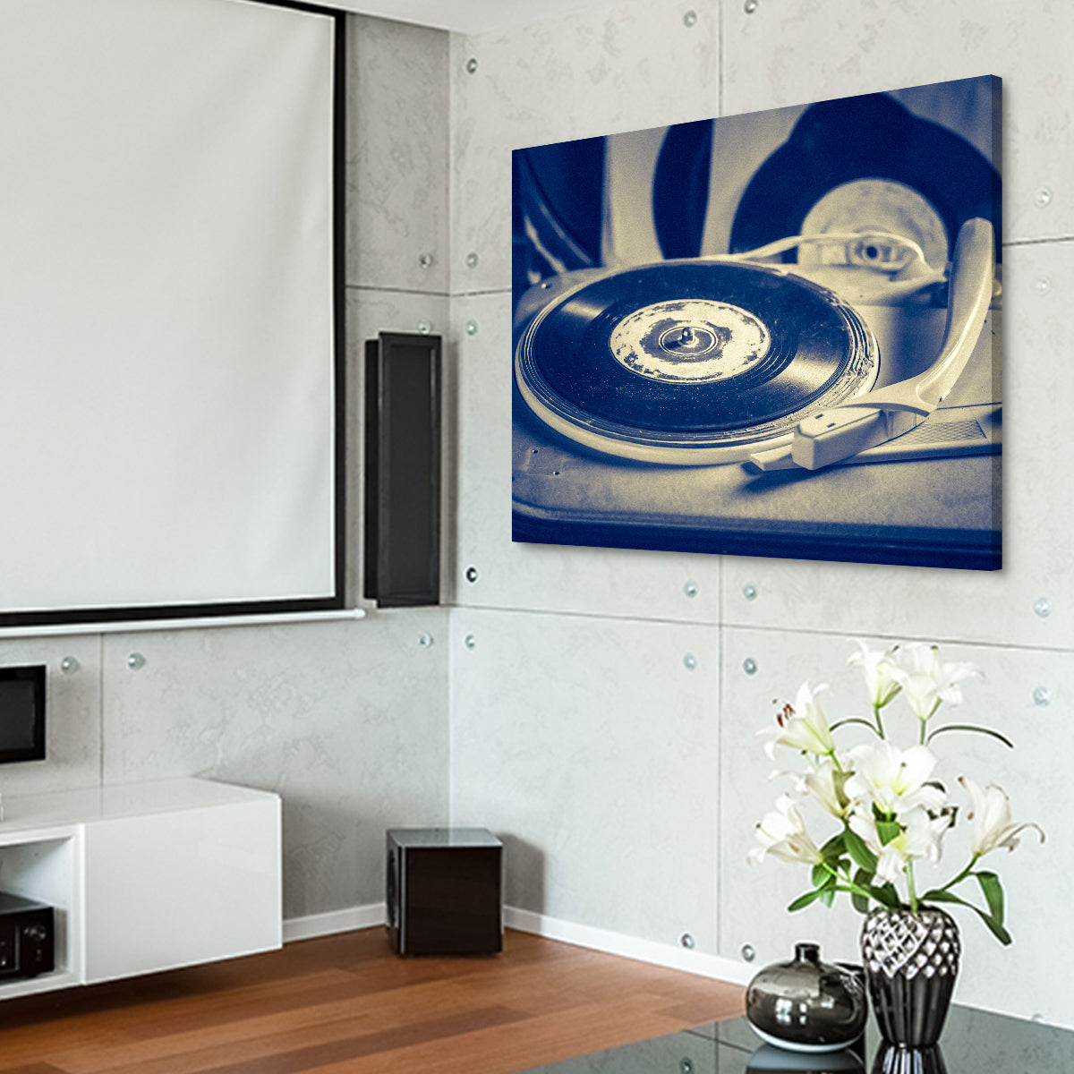 Vintage Old Record Player - A Timeless Audio Treasure