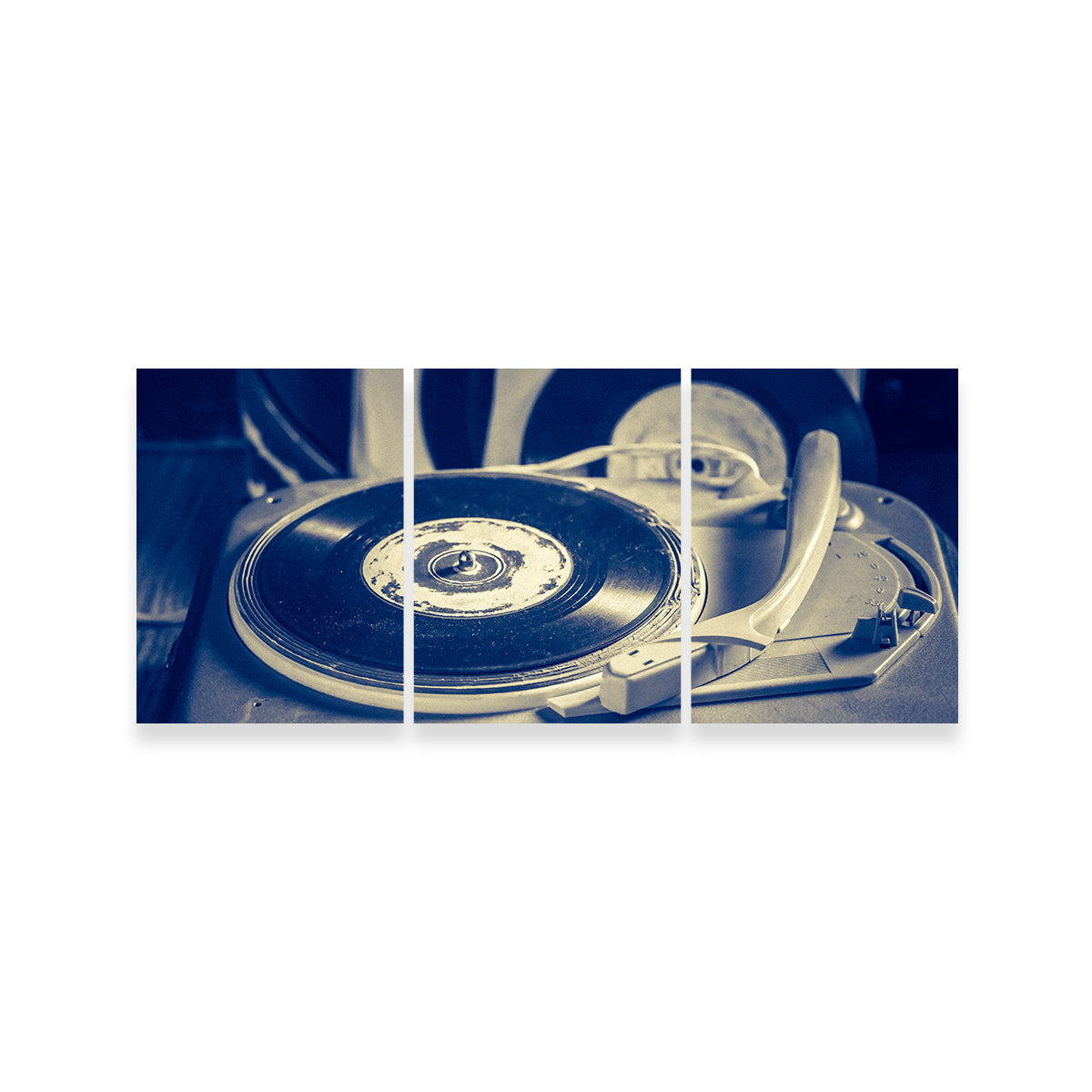 Vintage Old Record Player - A Timeless Audio Treasure