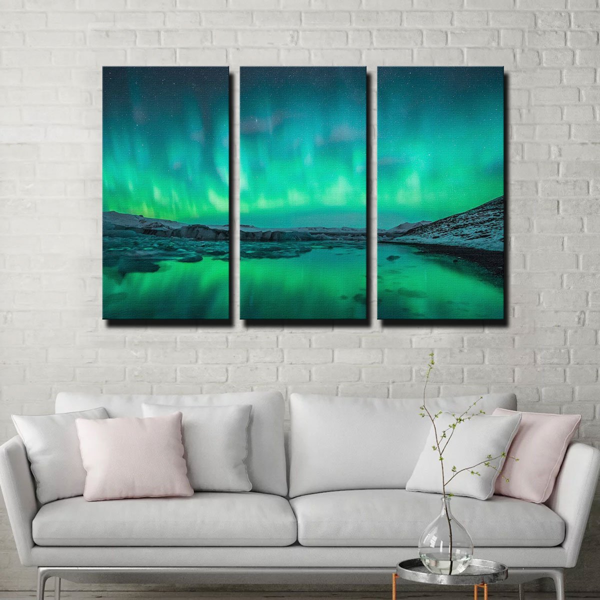 Stunning Northern Lights Wall Art for Striking Home Decor
