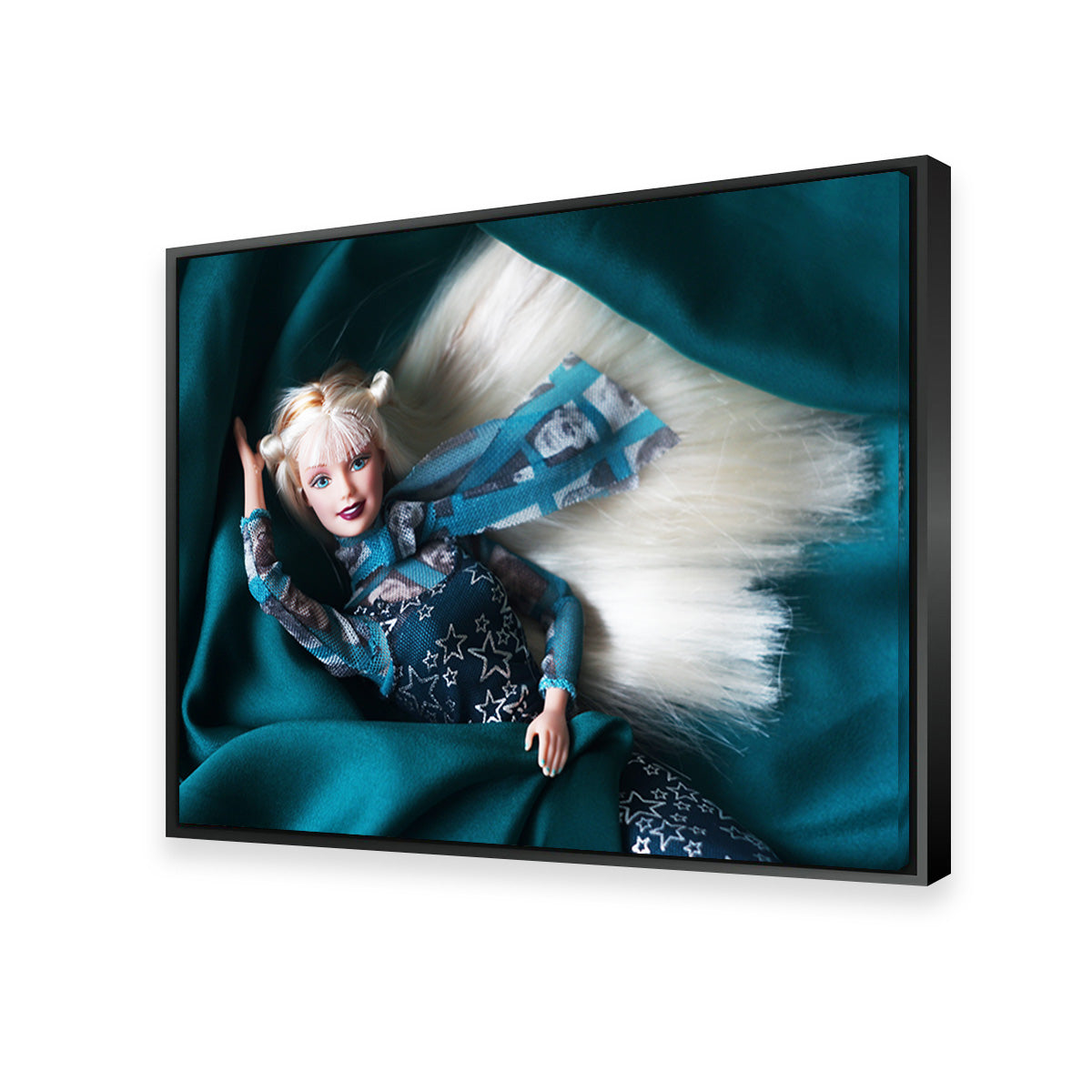 Exquisitely Stylish Barbie - A Captivating Decor Piece