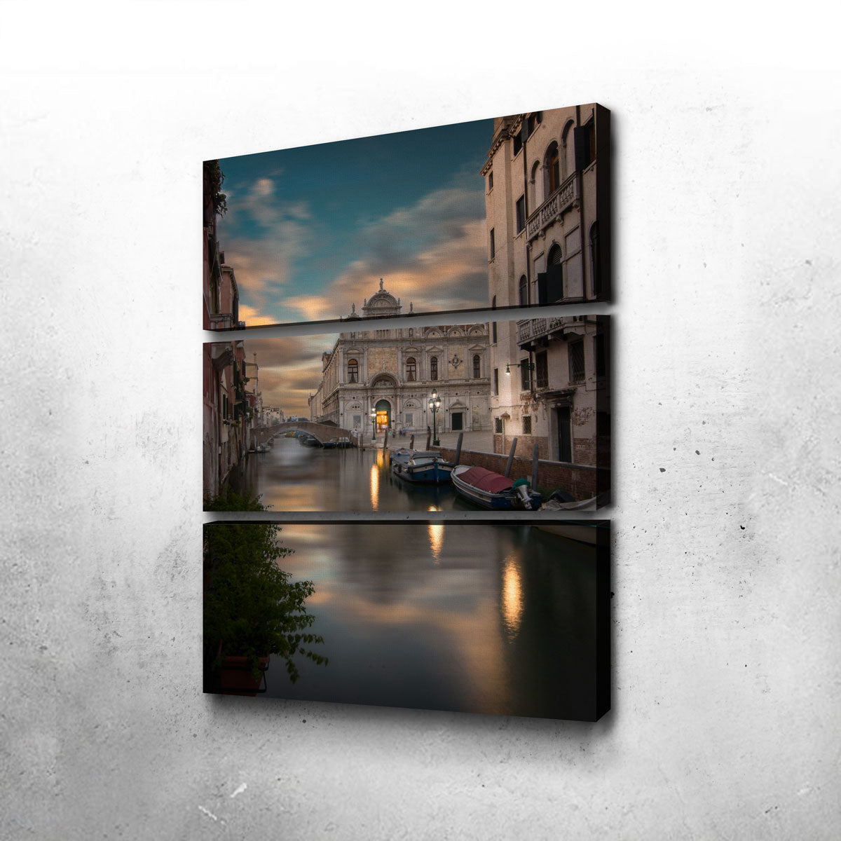 Exquisite Venezia Wall Art by Enzo Romano